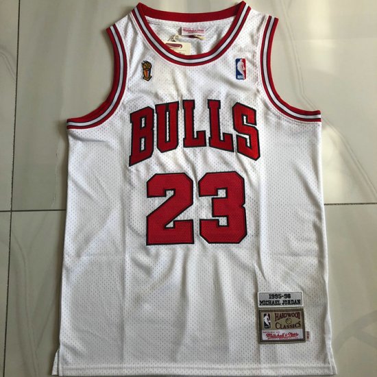 Maillot Basket 23 Jordan Bulls 1995-96 Champion Blanc - Cliquez sur l'image pour la fermer