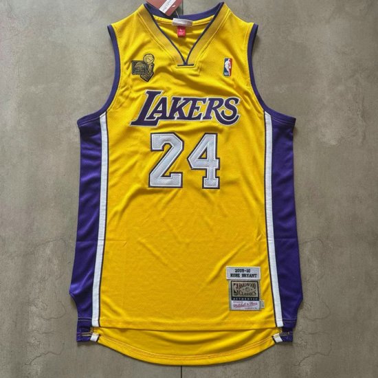 Maillot 24 Kobe Bryant Lakers Champions 2009-10 jaune - Cliquez sur l'image pour la fermer