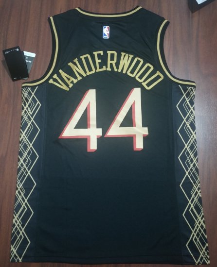 Maillot Basket 44 Vanderwood Bulls Noir Motor City Edition