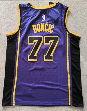 Maillot de Basket 77 Doncic Lakers 23-24 Statement Violet