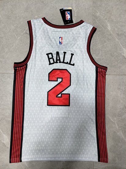 Maillot Basket 2 Ball Bulls 2022-23 City Edition Blanc