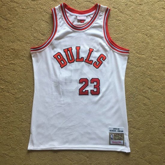 Maillot Basket 23 Jordan Bulls Rookie 1984-85 Blanc - Cliquez sur l'image pour la fermer