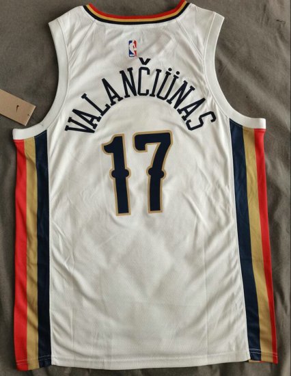 Maillot 17 Valanciunas New Orleans Pelicans 2021-22 City Edition Blanc - Cliquez sur l'image pour la fermer