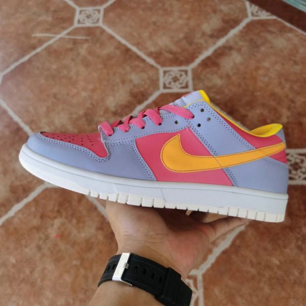 Nike Dunk SB Neckface