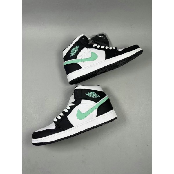 Homme Sneakers Nike air jordan 1 retro high og first in flight Chaussures NoirVert